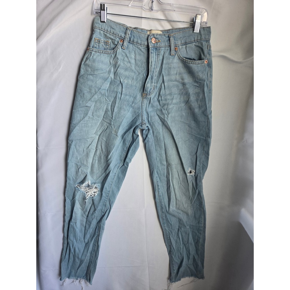 Universal Thread Boyfriend Jeans Womens  Light Blue Wash Relaxed High